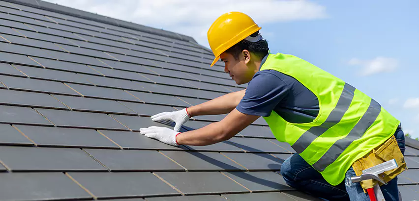 Professional Hail Damage Roof Repair Services in Oak Forest, IL