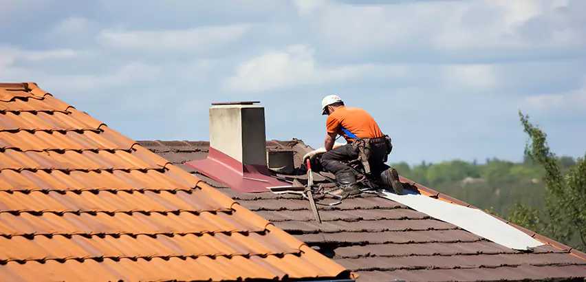 Cedar Roof Maintenance in Oak Forest