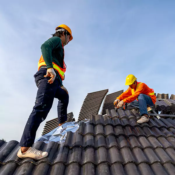 Why Oak Forest, IL Property Owners Trust Oak Forest Roofing Pro for Emergency Roof Repair?