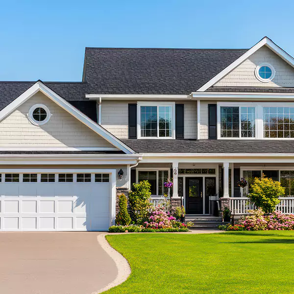 Why Oak Forest Homeowners Choose Oak Forest Roofing Pro for Roofing and Siding?