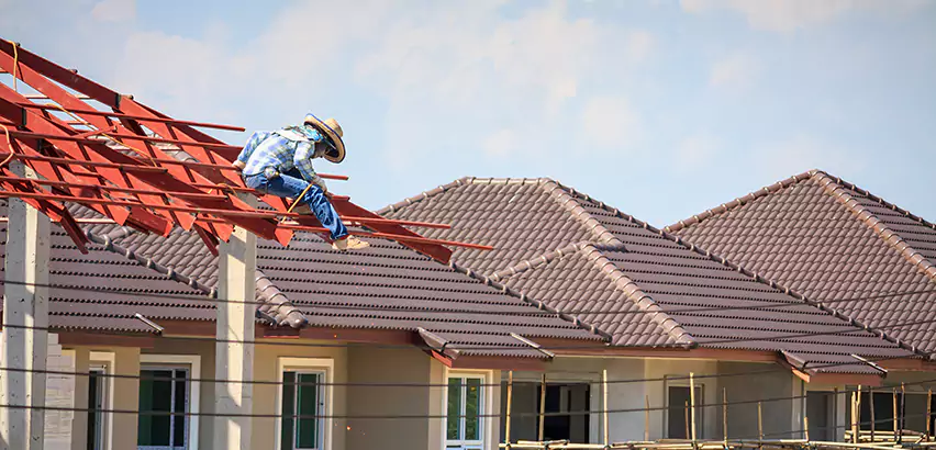 Professional Wind Damage Roof Repair Services in Oak Forest, IL